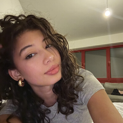 basmae zoekt een Kamer / Studio in Gent