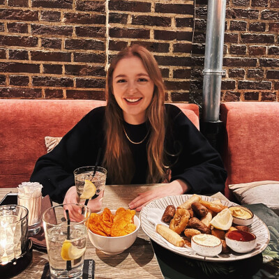Jana zoekt een Kamer / Studio in Gent