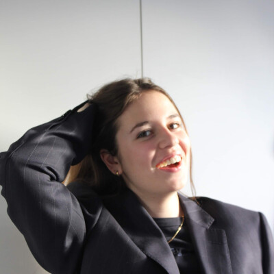 Romi zoekt een Studio in Gent