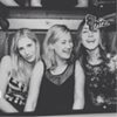 Johanna zoekt een Kamer / Appartement / Studio in Gent