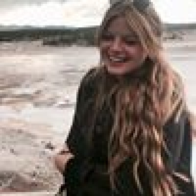 Axelle  is looking for a Room / Studio in Gent