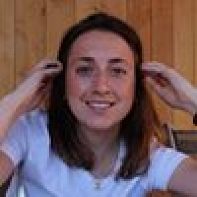 Hanne zoekt een Kamer / Appartement / Studio in Gent