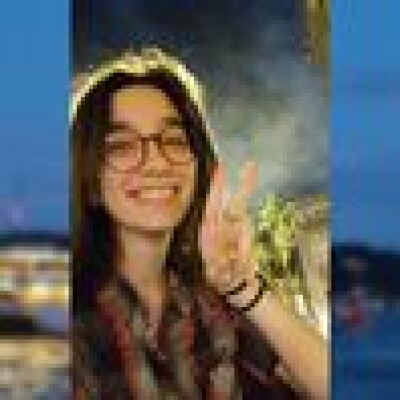 Elif Göksu  zoekt een Kamer / Appartement / Studio in Gent