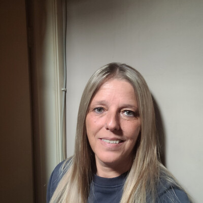 Priscilla  zoekt een Appartement / Studio in Gent