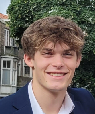 Twan zoekt een Kamer / Studio in Gent