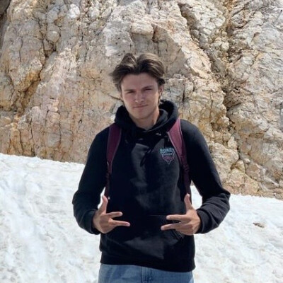 Anthony zoekt een Kamer / Appartement / Studio in Gent