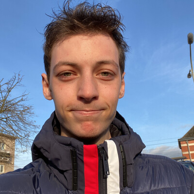 Alejandro zoekt een Kamer / Appartement / Studio in Gent