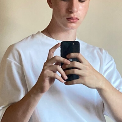 Sam is looking for a Room / Apartment / Studio in Gent