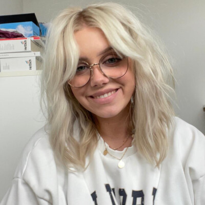 Luna zoekt een Kamer / Appartement / Studio in Gent