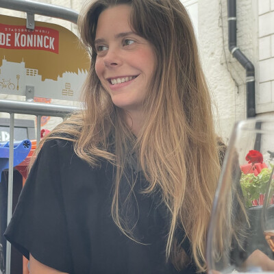 Lena zoekt een Appartement / Studio in Gent