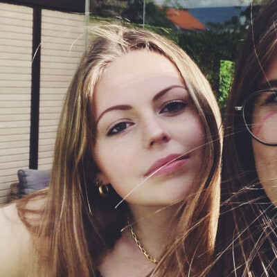 Laure zoekt een Kamer / Appartement / Studio in Gent