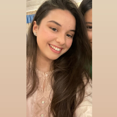 Mouna  zoekt een Appartement / Studio in Gent