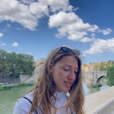 Ute zoekt een Kamer / Appartement / Studio in Gent