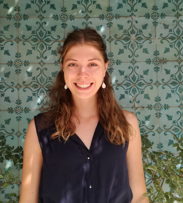 Liesbeth zoekt een Kamer / Appartement / Studio in Gent