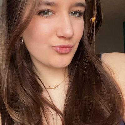 maud  zoekt een Kamer / Appartement / Studio in Gent