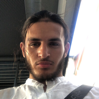 Jamil zoekt een Studio in Gent