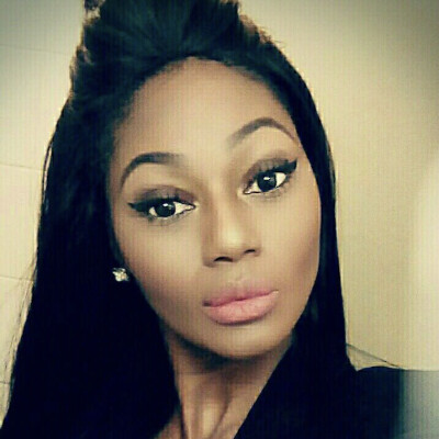 Christelle zoekt een Kamer / Appartement / Studio in Gent