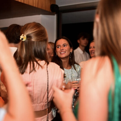 Lune zoekt een Studio in Gent