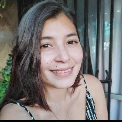 Estefania  zoekt een Appartement / Studio in Gent