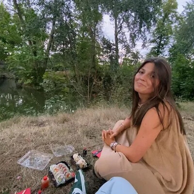 Jasmina zoekt een Studio in Gent