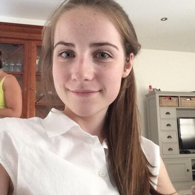 Emily zoekt een Kamer / Appartement / Studio in Gent