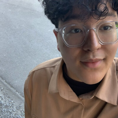 Hatim zoekt een Studio in Gent