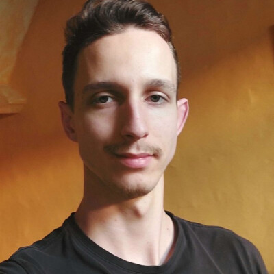 Rik zoekt een Kamer / Studio in Gent